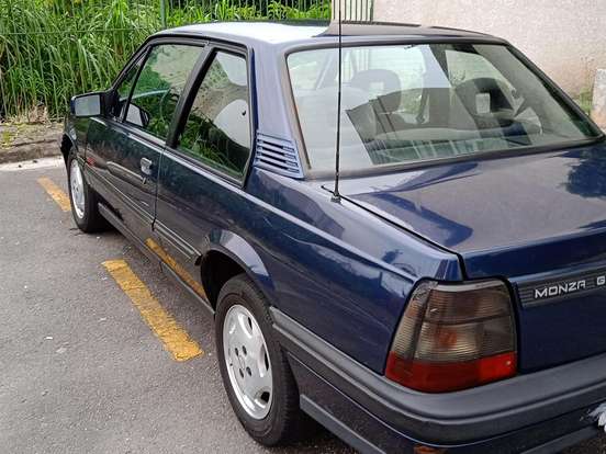 CHEVROLET-MONZA-2.0 EFI GLS 8V ÁLCOOL 2P MANUAL CHEVROLET-MONZA-1995