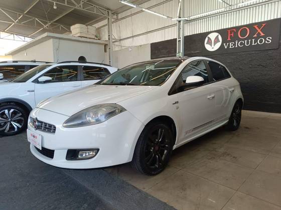 FIAT BRAVO 1.4 16V T-JET GASOLINA 4P MANUAL