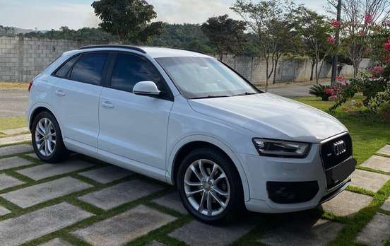 AUDI-Q3-2014