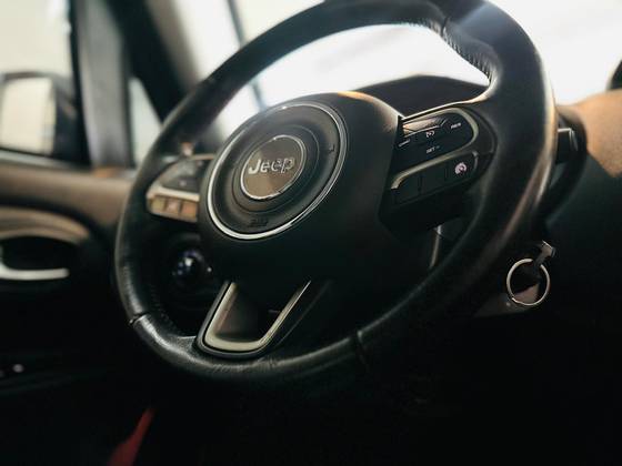 JEEP RENEGADE 2.0 16V TURBO DIESEL TRAILHAWK 4P 4X4 AUTOMÁTICO