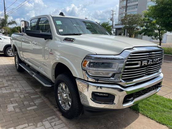 RAM 3500 6.7 I6 TURBO DIESEL LARAMIE CD 4X4 AUTOMÁTICO