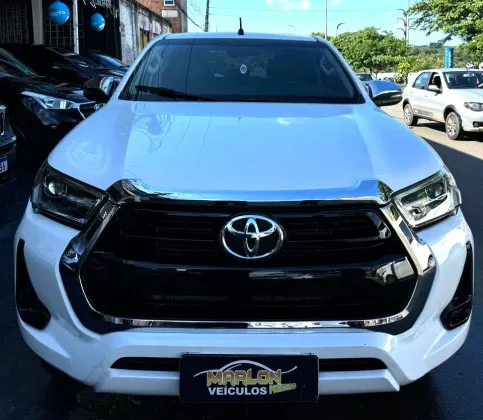 TOYOTA HILUX 2.8 GR SPORT 4X4 CD 16V DIESEL 4P AUTOMÁTICO