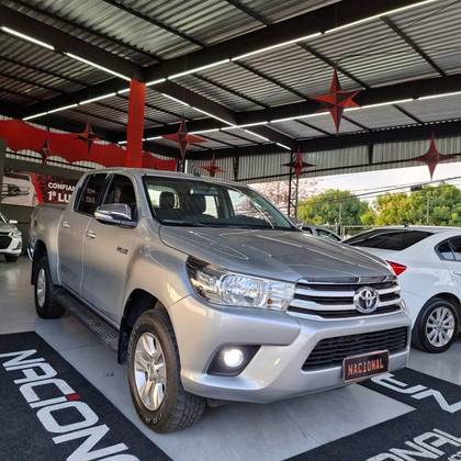 TOYOTA HILUX 2.8 SR 4X4 CD 16V DIESEL 4P AUTOMÁTICO
