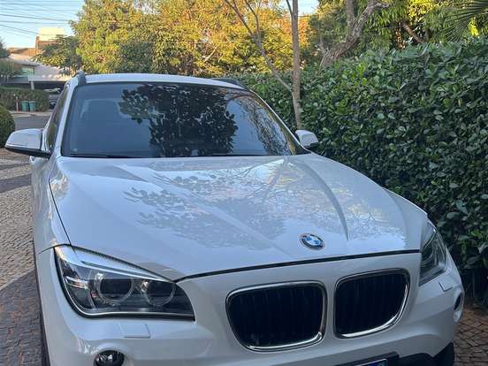 BMW-X1-2.0 16V TURBO ACTIVEFLEX SDRIVE20I 4P AUTOMÁTICO BMW-X1-2014