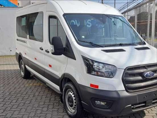 FORD-TRANSIT-2023