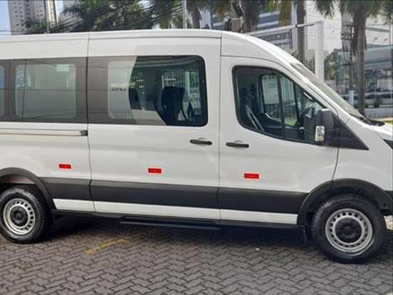 FORD-TRANSIT-2.0 ECOBLUE DIESEL MINIBUS 14+1 410L AUTOMÁTICO FORD-TRANSIT-2023