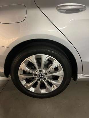 MERCEDES-BENZ-C 180-2019