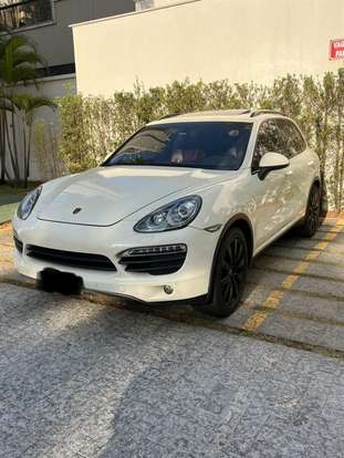 PORSCHE-CAYENNE-2010