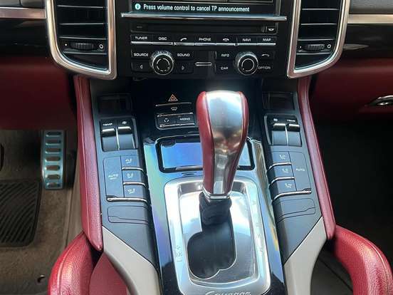 PORSCHE-CAYENNE-4.8 S 4X4 V8 32V GASOLINA 4P TIPTRONIC PORSCHE-CAYENNE-2010