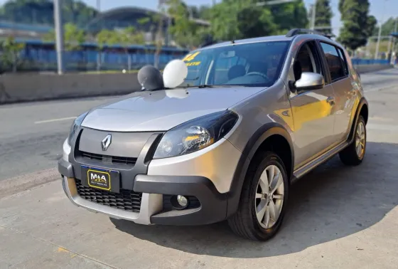 RENAULT SANDERO 1.6 STEPWAY 8V FLEX 4P MANUAL