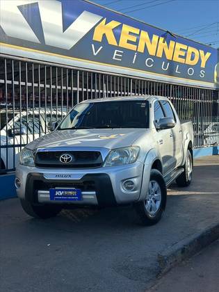TOYOTA HILUX 2.7 SR 4X2 CD 16V GASOLINA 4P AUTOMÁTICO