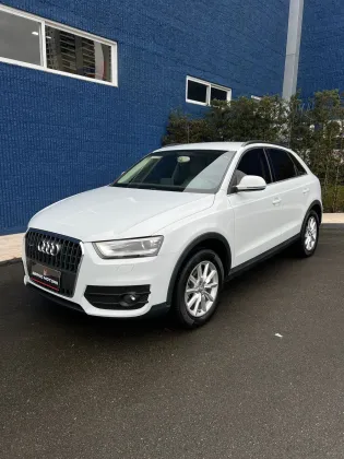 AUDI Q3 2.0 TFSI AMBIENTE QUATTRO 4P GASOLINA S TRONIC