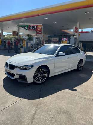 BMW-320i-2017
