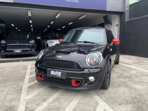 MINI COOPER 1.6 S JOHN COOPER WORKS 16V TURBO GASOLINA 2P AUTOMATICO
