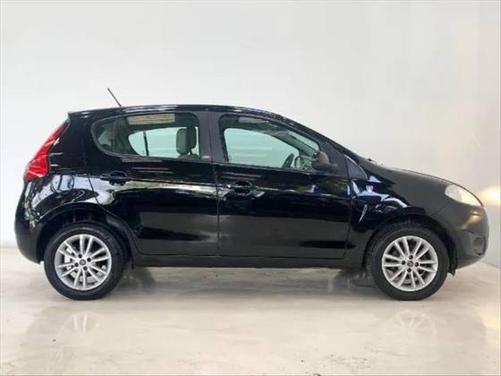 FIAT PALIO 1.6 MPI ESSENCE 16V FLEX 4P AUTOMATIZADO