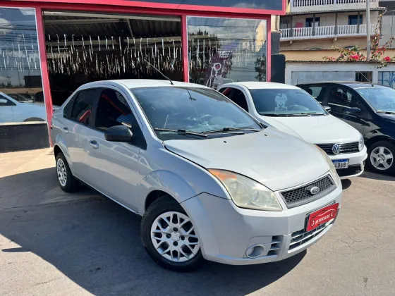 FORD FIESTA 1.0 MPI FIRST SEDAN 8V FLEX 4P MANUAL