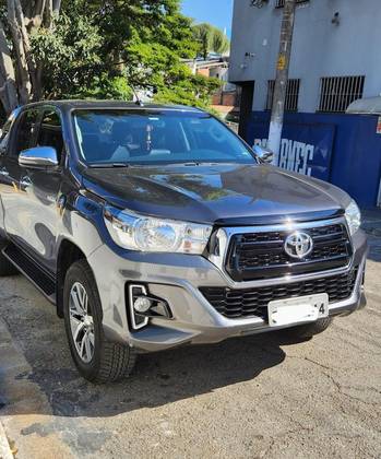 TOYOTA HILUX 2.8 SRV 4X4 CD 16V DIESEL 4P AUTOMÁTICO