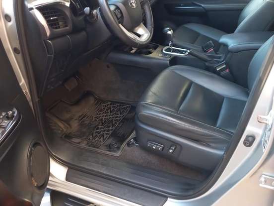TOYOTA-HILUX-2.8 SRX 4X4 CD 16V DIESEL 4P AUTOMÁTICO TOYOTA-HILUX-2017