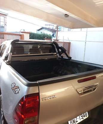 TOYOTA-HILUX-2017