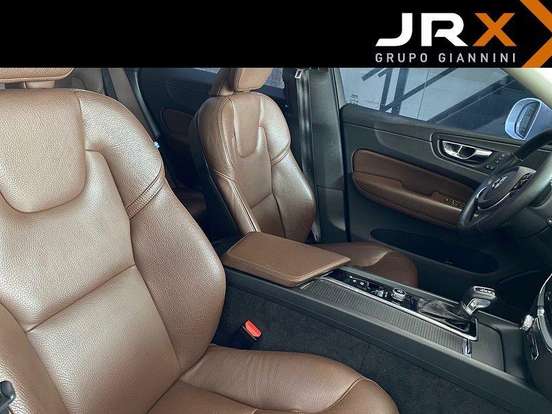 VOLVO-XC60-2.0 T5 GASOLINA MOMENTUM AWD GEARTRONIC VOLVO-XC60-2019