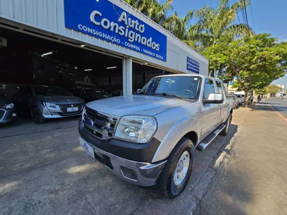FORD RANGER 2.3 XLT 16V 4X2 CD GASOLINA 4P MANUAL