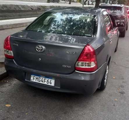 TOYOTA-ETIOS-2013