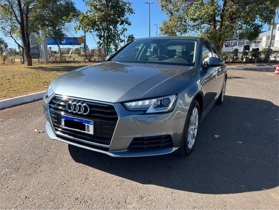 AUDI A4 2.0 TFSI AMBIENTE GASOLINA 4P S TRONIC
