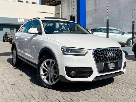 AUDI Q3 2.0 TFSI AMBIENTE QUATTRO 4P GASOLINA S TRONIC