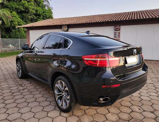 BMW-X6-2013