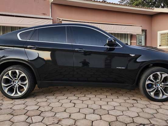 BMW-X6-3.0 35I 4X4 COUPÉ 6 CILINDROS 24V GASOLINA 4P AUTOMÁTICO BMW-X6-2013