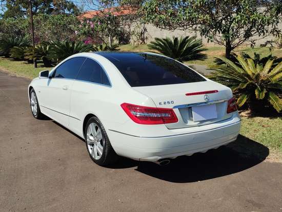 MERCEDES-BENZ-E 250-2012