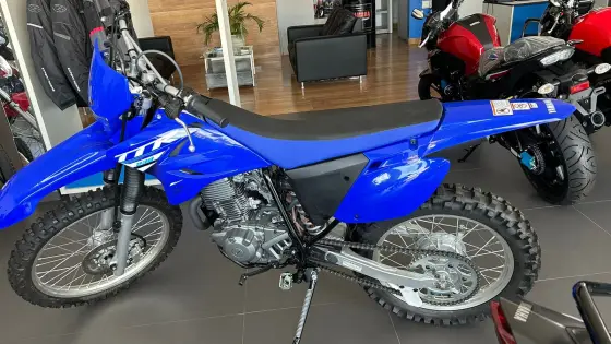 YAMAHA TT-R 230 YAMAHA TT-R 230