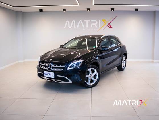 MERCEDES-BENZ GLA 200 1.6 CGI FLEX ADVANCE 7G-DCT