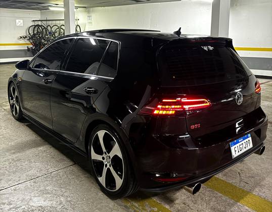VOLKSWAGEN GOLF 2.0 TSI GTI 16V TURBO GASOLINA 4P AUTOMÁTICO