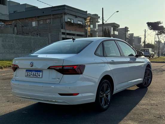 VOLKSWAGEN-JETTA-1.4 250 TSI TOTAL FLEX TIPTRONIC VOLKSWAGEN-JETTA-2019
