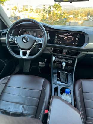 VOLKSWAGEN-JETTA-2019