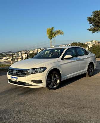 VOLKSWAGEN-JETTA-2019