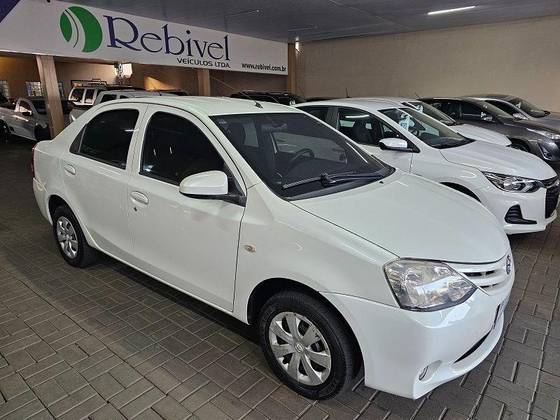 TOYOTA ETIOS 1.5 X SEDAN 16V FLEX 4P MANUAL
