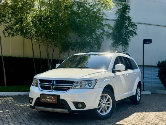 DODGE JOURNEY 3.6 SXT V6 GASOLINA 4P AUTOMÁTICO