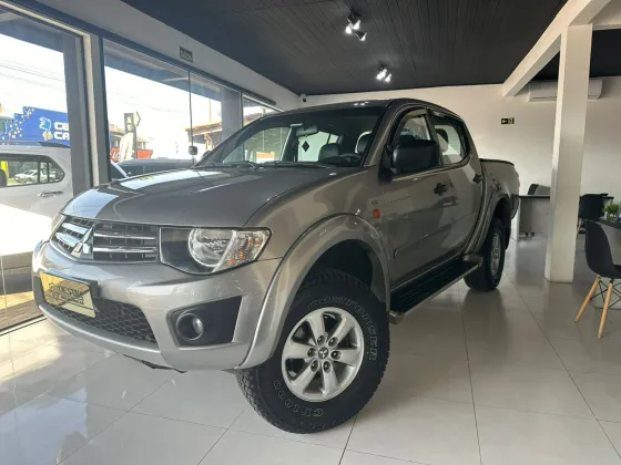 MITSUBISHI L200 TRITON 2.4 HLS 4X2 CD 16V FLEX 4P MANUAL