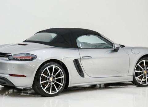 PORSCHE-718-2017