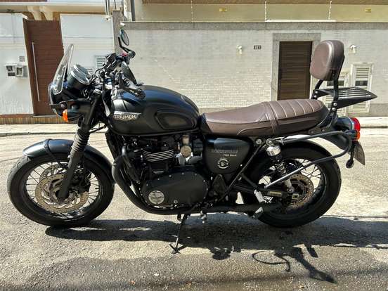 TRIUMPH-BONNEVILLE T120 BLACK 1200 TRIUMPH-BONNEVILLE T120 BLACK 1200-2019