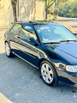 AUDI A3 1.8 20V 180CV TURBO GASOLINA 2P MANUAL