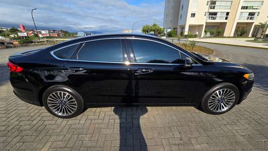 FORD-FUSION-2018