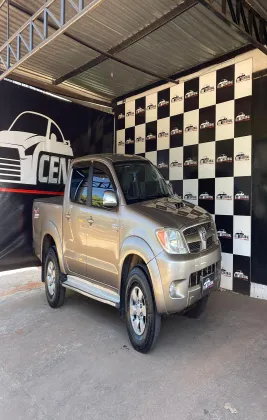 TOYOTA HILUX 3.0 SRV 4X4 CD 16V TURBO INTERCOOLER DIESEL 4P MANUAL