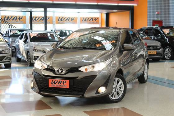 TOYOTA YARIS 1.3 16V FLEX XL PLUS TECH MULTIDRIVE