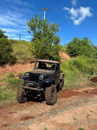FORD F-75 2.3 4X4 PICK-UP MANUAL