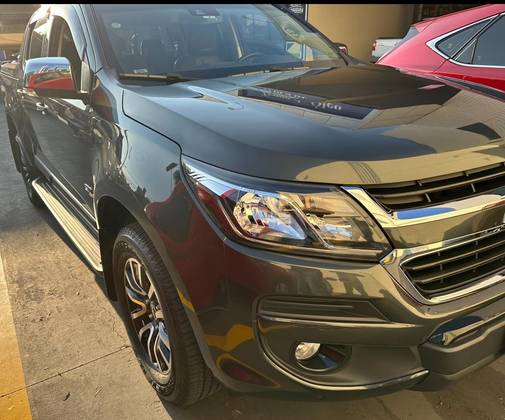 CHEVROLET S10 2.8 HIGH COUNTRY 4X4 CD 16V TURBO DIESEL 4P AUTOMÁTICO