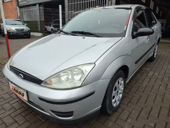 FORD FOCUS 1.6 GL SEDAN 8V FLEX 4P MANUAL
