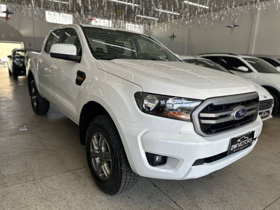 FORD RANGER 2.2 XLS 4X4 CD 16V DIESEL 4P AUTOMÁTICO